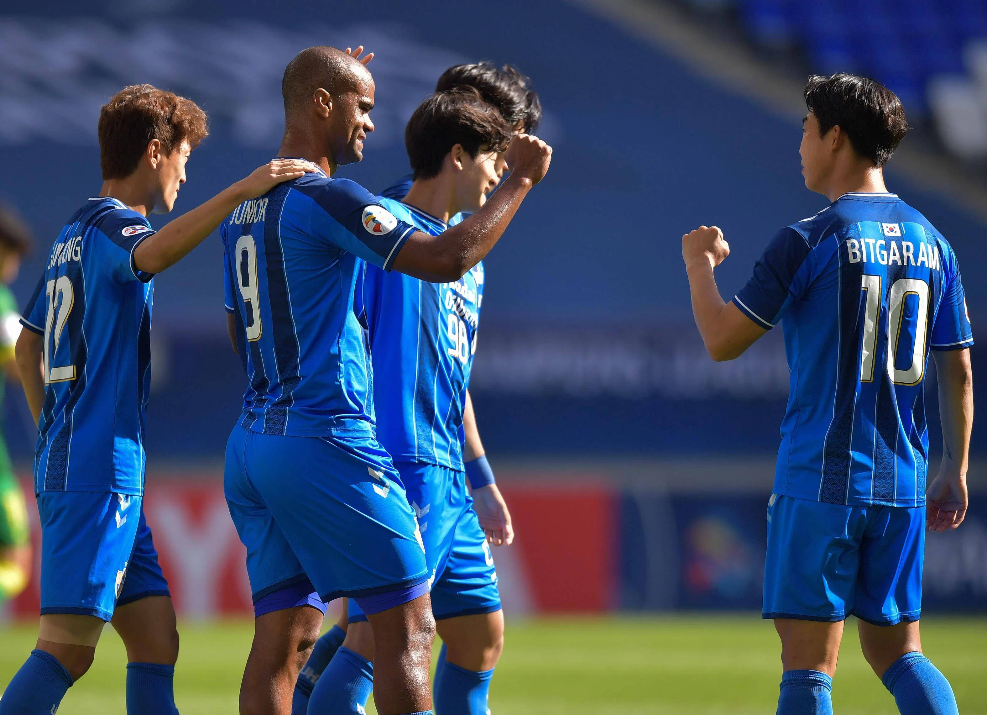 星空体育-关于赛地聚焦——亚冠加时末段热度飙升，阿贾克斯刷新队史纪录，话题不断，数据趋势出现新变化的信息