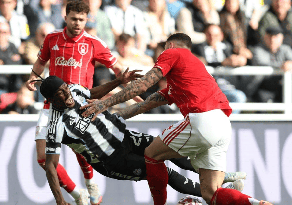 星空体育官网-关于英超赛程吃紧；里昂清晨复出首秀；气氛紧张；控场能力受关注的信息